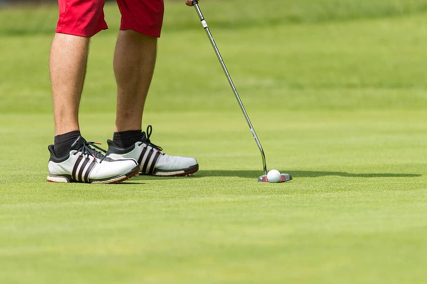 golf-golfers-club-putten-ball-meadow-summer-sport-space